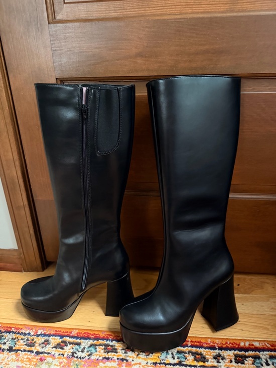 Dolls Kill Shoes - DOLLS KILL FLIRTY FLAIR GO GO BOOTS - BLACK
